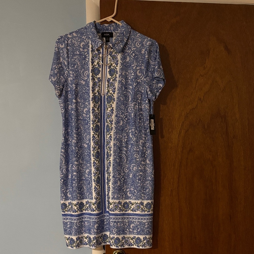 MSK Blue and White Zip-Front Printed Short-Sleeve Shift Dress